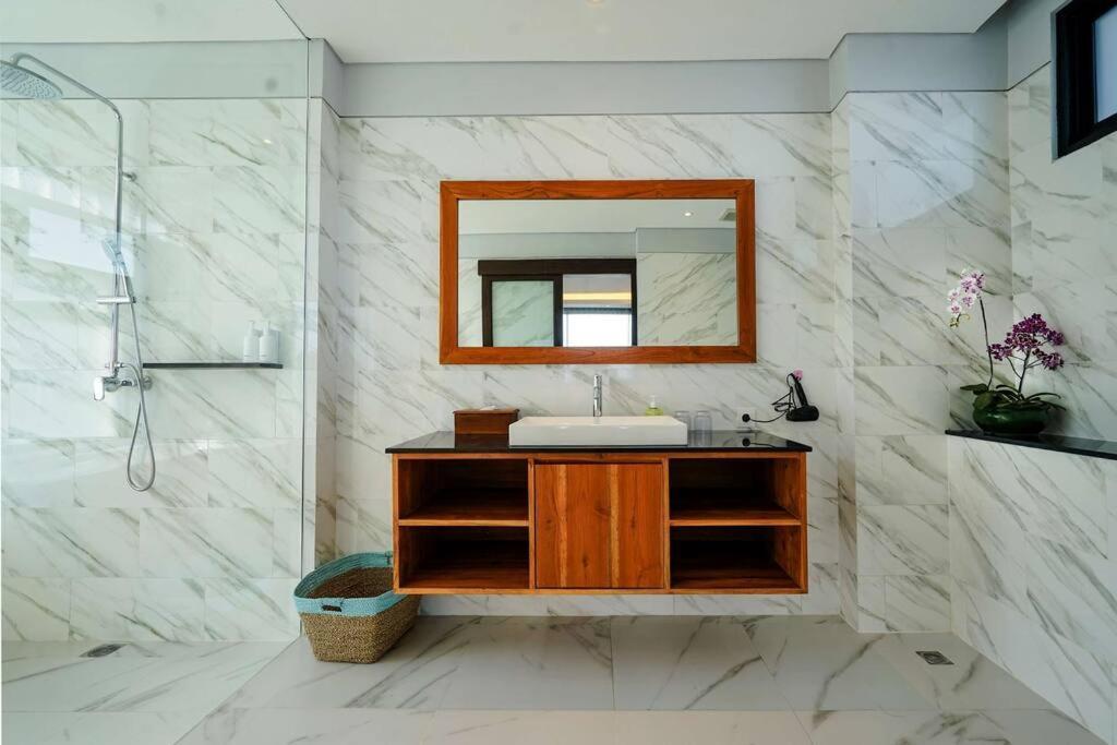 Grand Villa Uluwatu Ungasan  Luaran gambar