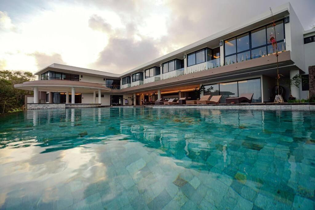 Grand Villa Uluwatu Ungasan  Luaran gambar